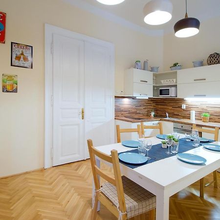 City Center Apartment Legerova Prague Exterior photo